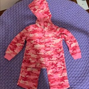 Toddler girls pink camouflage sweatsuit